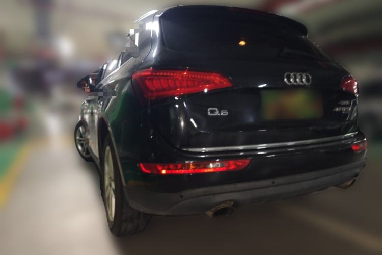 Used Audi Q5 2017 40 TFSI Comfort Model Rear Left 45 Deg