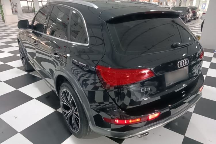 Used Audi Q5 2017 Plus 40 TFSI Technology Model Rear Left 45 Deg