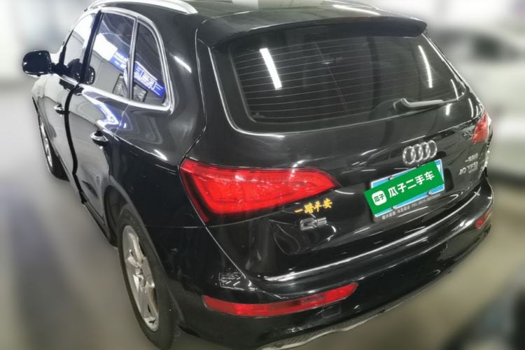 Used Audi Q5 2017 Plus 40 TFSI Ambition Model Rear Left 45 Deg