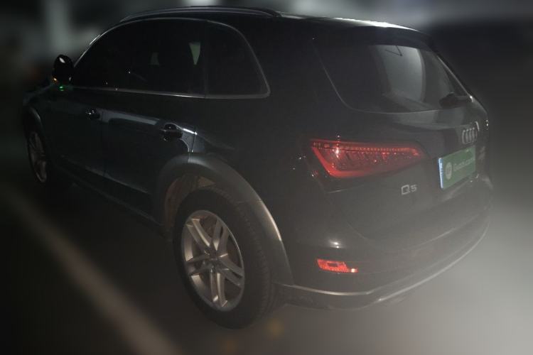 Used Audi Q5 2017 Plus 40 TFSI Technology Model Rear Left 45 Deg