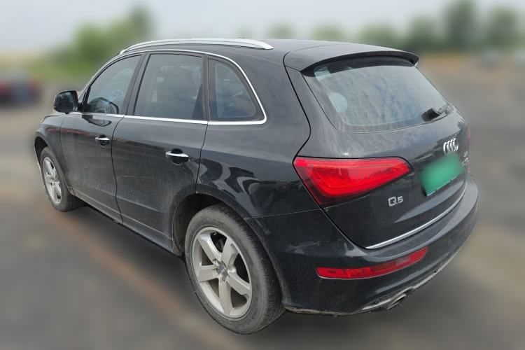 Used Audi Q5 2017 Plus 40 TFSI Ambition Model Rear Left 45 Deg