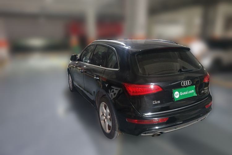 Used Audi Q5 2017 Plus 40 TFSI Ambition Model Rear Left 45 Deg