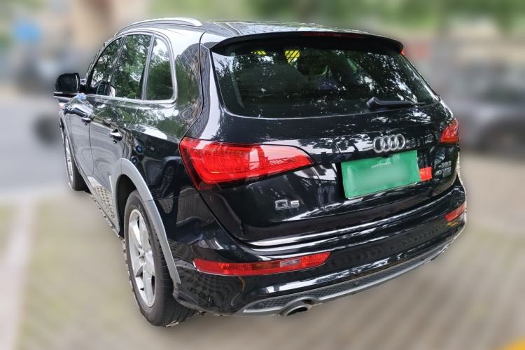 Used Audi Q5 2017 Plus 40 TFSI Ambition Model Rear Left 45 Deg