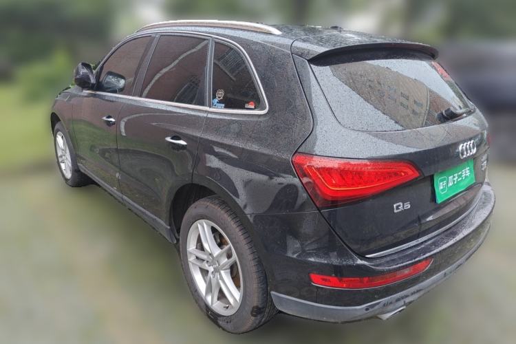 Used Audi Q5 2017 40 TFSI Comfort Model Rear Left 45 Deg