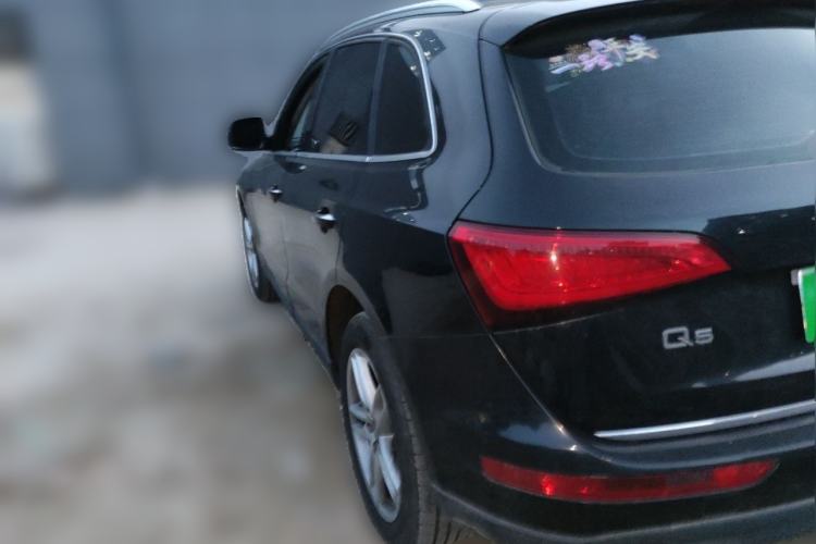 Used Audi Q5 2017 40 TFSI Comfort Model Rear Left 45 Deg