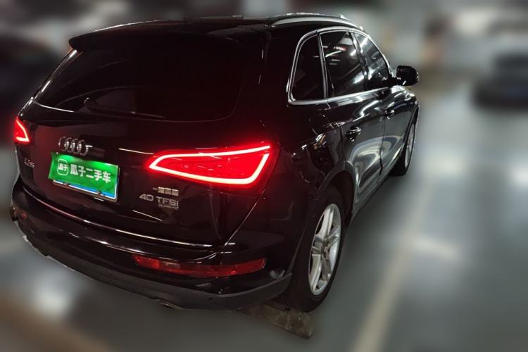 Used Audi Q5 2017 Plus 40 TFSI Comfort Model Rear Right 45 Deg