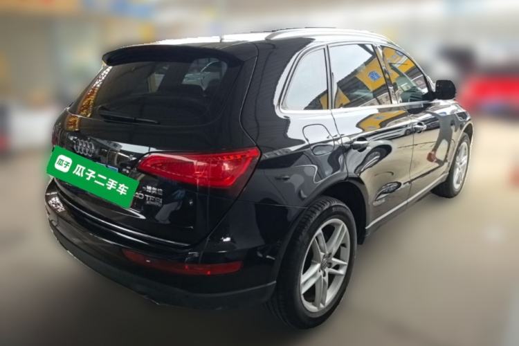 Used Audi Q5 2017 40 TFSI Technology Edition Rear Right 45 Deg