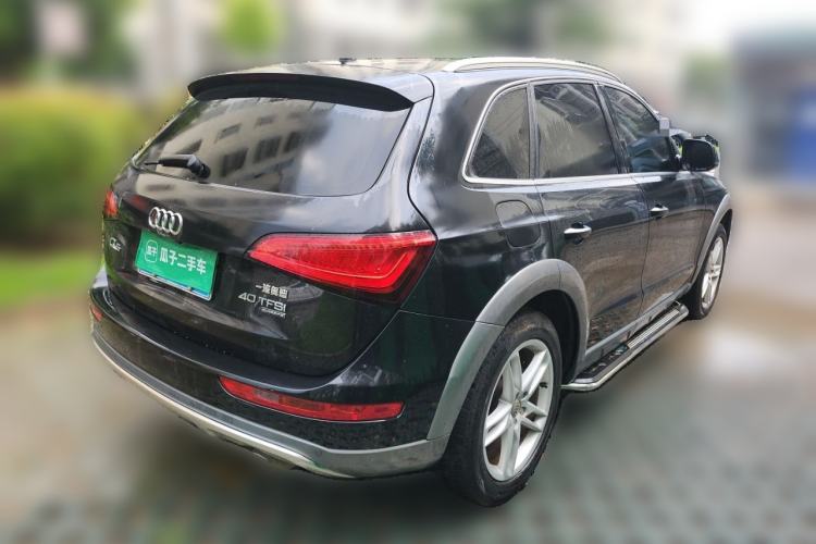 Used Audi Q5 2017 Plus 40 TFSI Comfort Model Rear Right 45 Deg