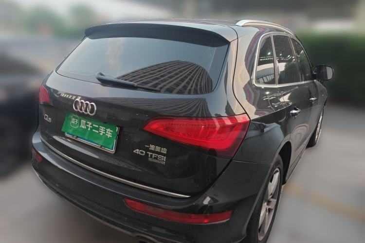 Used Audi Q5 2017 Plus 40 TFSI Ambition Model Rear Right 45 Deg