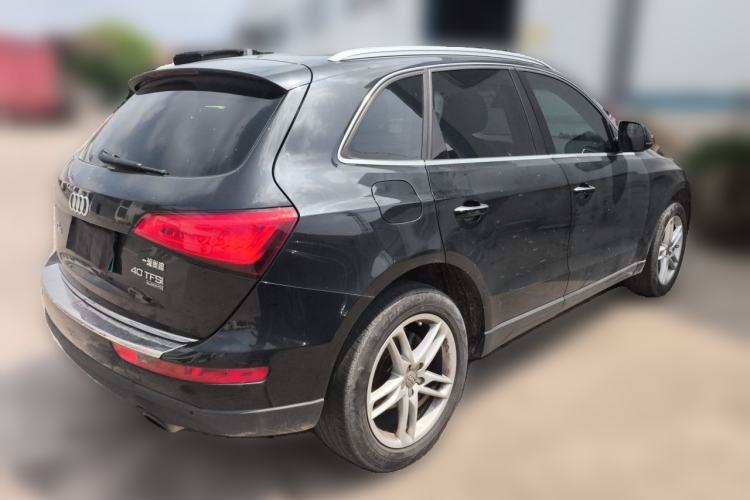 Used Audi Q5 2017 40 TFSI Comfort Model Rear Right 45 Deg