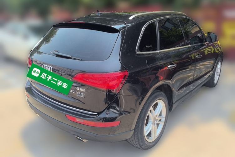 Used Audi Q5 2017 40 TFSI Comfort Model Rear Right 45 Deg