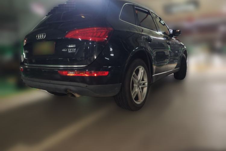 Used Audi Q5 2017 40 TFSI Comfort Model Rear Right 45 Deg