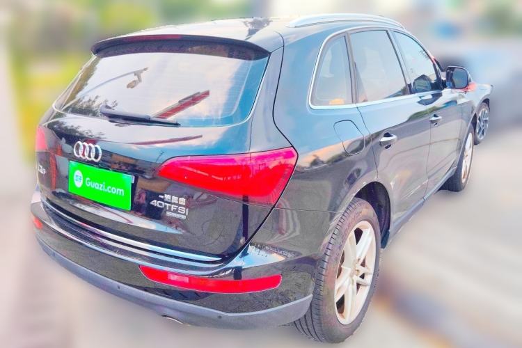 Used Audi Q5 2017 Plus 40 TFSI Ambition Model Rear Right 45 Deg