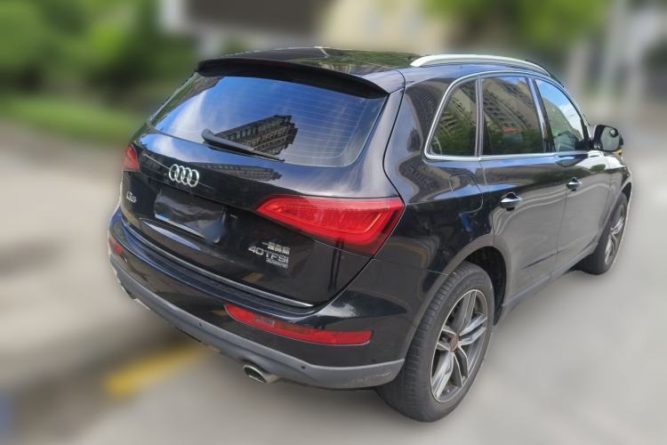 Used Audi Q5 2017 Plus 40 TFSI Ambition Model Rear Right 45 Deg