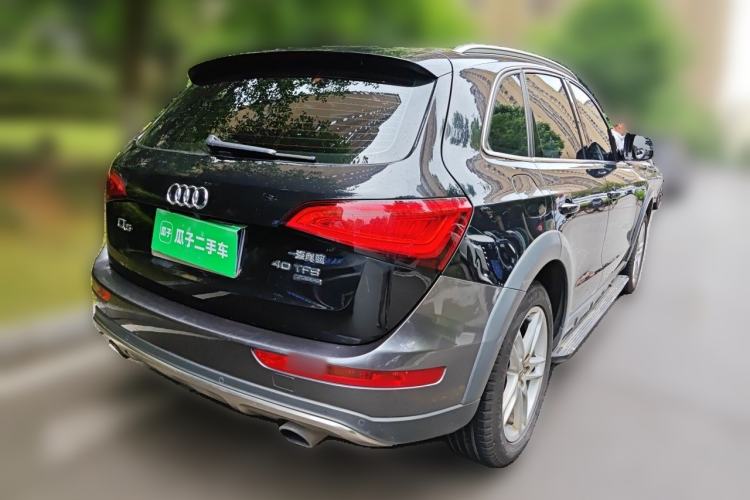 Used Audi Q5 2017 Plus 40 TFSI Technology Model Rear Right 45 Deg