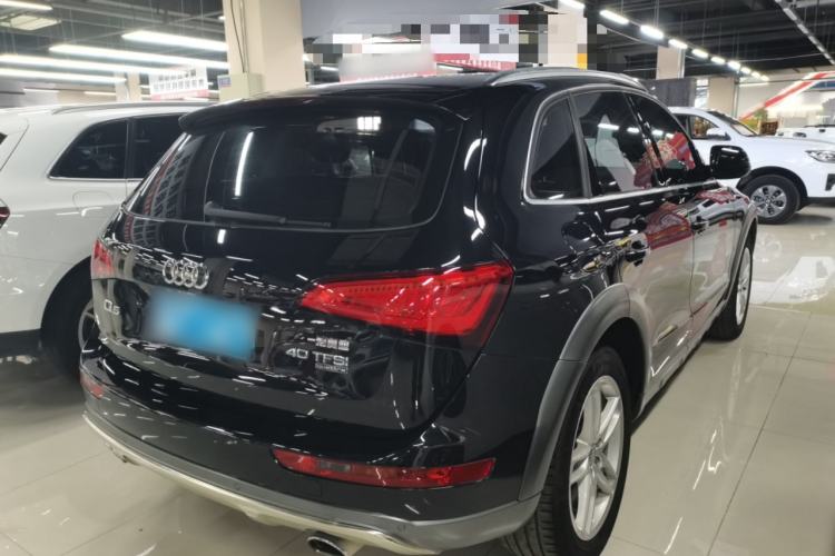 Used Audi Q5 2017 Plus 40 TFSI Technology Model Rear Right 45 Deg