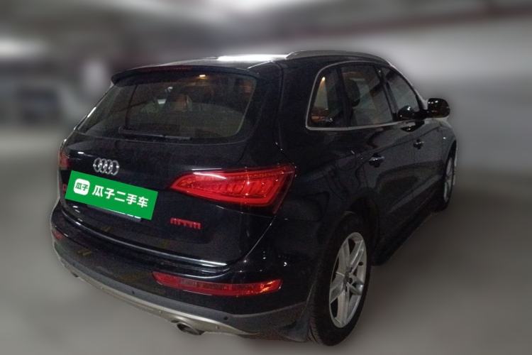 Used Audi Q5 2017 40 TFSI Technology Edition Rear Right 45 Deg