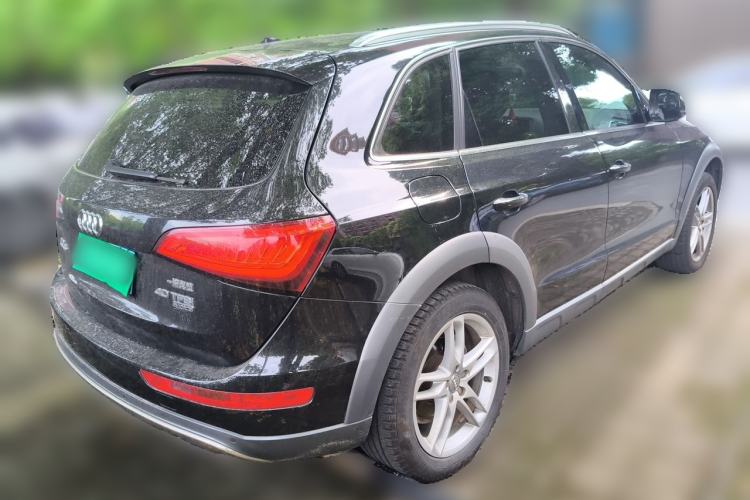 Used Audi Q5 2017 Plus 40 TFSI Comfort Model Rear Right 45 Deg