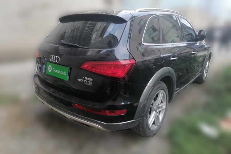 Used Audi Q5 2017 40 TFSI Technology Edition Rear Right 45 Deg