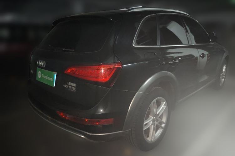 Used Audi Q5 2017 Plus 40 TFSI Technology Model Rear Right 45 Deg