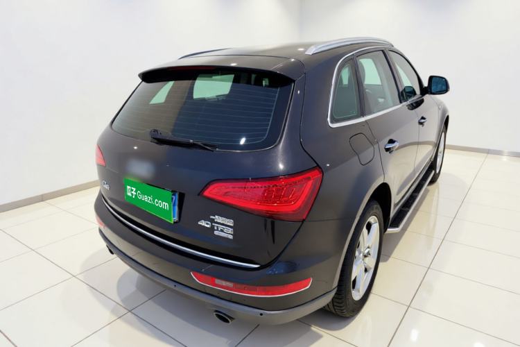 Used Audi Q5 2017 40 TFSI Ambition Edition Rear Right 45 Deg
