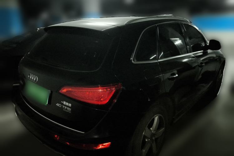Used Audi Q5 2017 Plus 40 TFSI Ambition Model Rear Right 45 Deg