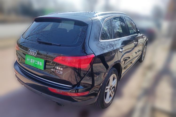 Used Audi Q5 2017 40 TFSI Technology Edition Rear Right 45 Deg
