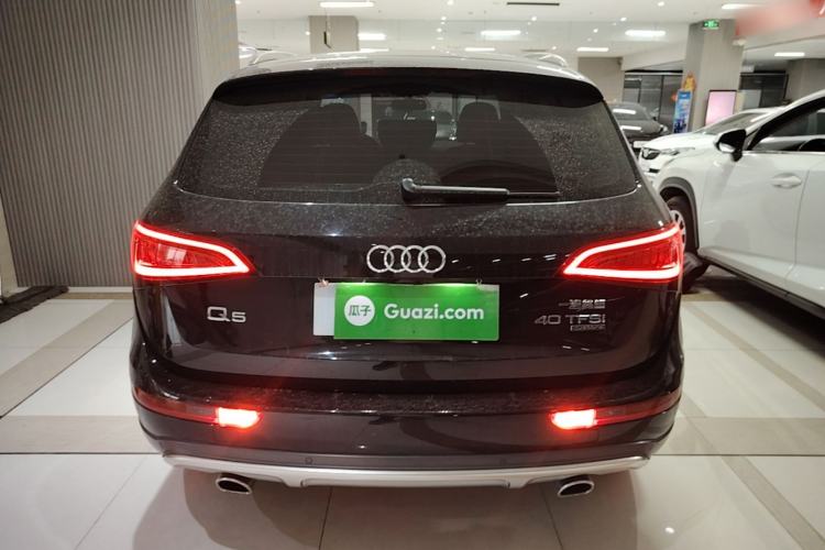 Used Audi Q5 2017 Plus 40 TFSI Technology Model Rear