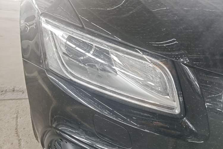 Used Audi Q5 2017 Plus 40 TFSI Ambition Model Right Front Headlight