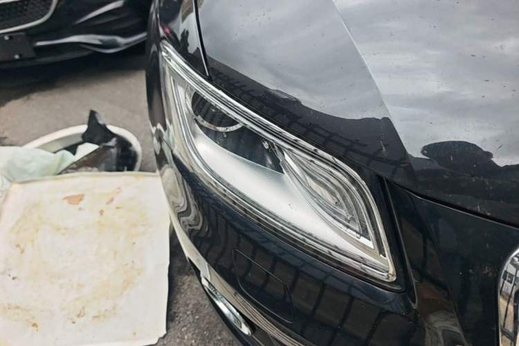 Used Audi Q5 2017 40 TFSI Ambition Edition Right Front Headlight