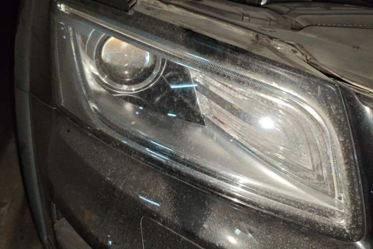 Used Audi Q5 2017 Plus 40 TFSI Technology Model Right Front Headlight