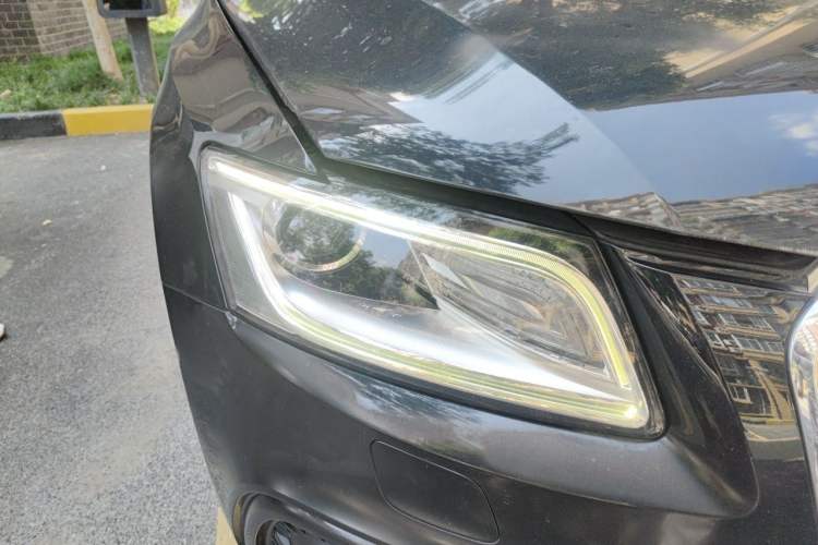 Used Audi Q5 2017 40 TFSI Ambition Edition Right Front Headlight