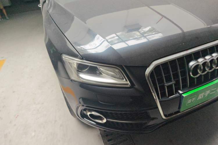 Used Audi Q5 2017 Plus 40 TFSI Ambition Model Right Front Headlight