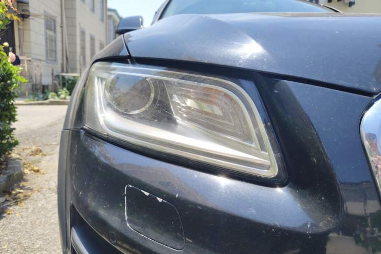 Used Audi Q5 2017 Plus 40 TFSI Technology Model Right Front Headlight