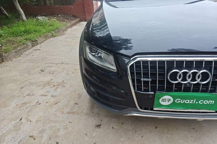 Used Audi Q5 2017 Plus 40 TFSI Technology Model Right Front Headlight