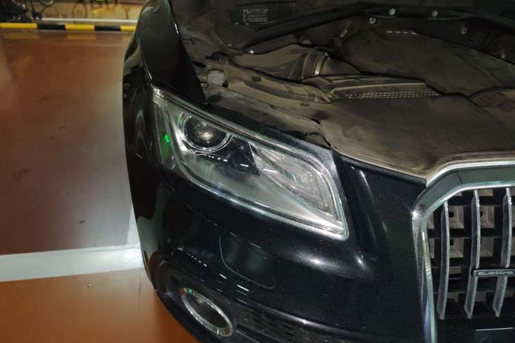Used Audi Q5 2017 Plus 40 TFSI Ambition Model Right Front Headlight