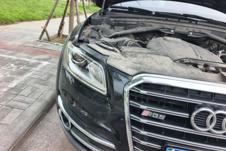 Used Audi Q5 2017 Plus 40 TFSI Technology Model Right Front Headlight
