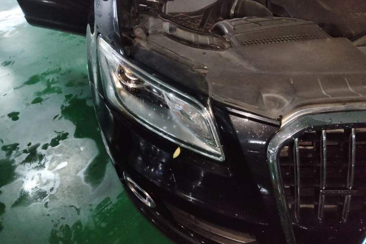 Used Audi Q5 2017 40 TFSI Comfort Model Right Front Headlight