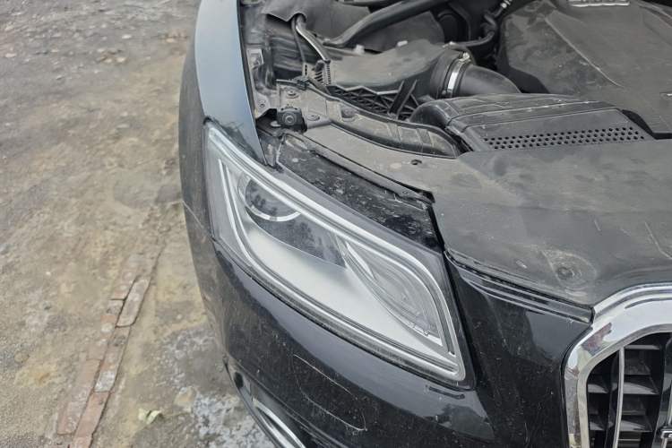 Used Audi Q5 2017 Plus 40 TFSI Ambition Model Right Front Headlight