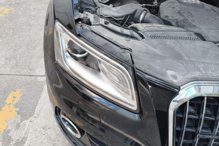 Used Audi Q5 2017 40 TFSI Technology Edition Right Front Headlight