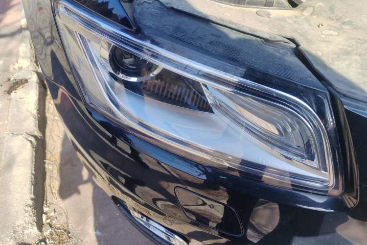 Used Audi Q5 2017 40 TFSI Technology Edition Right Front Headlight