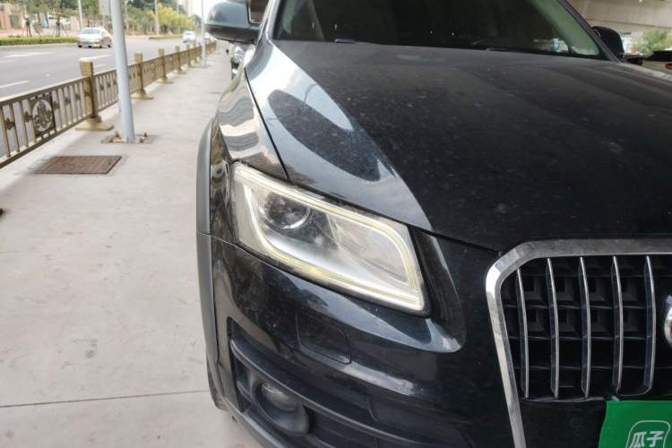 Used Audi Q5 2017 Plus 40 TFSI Technology Model Right Front Headlight
