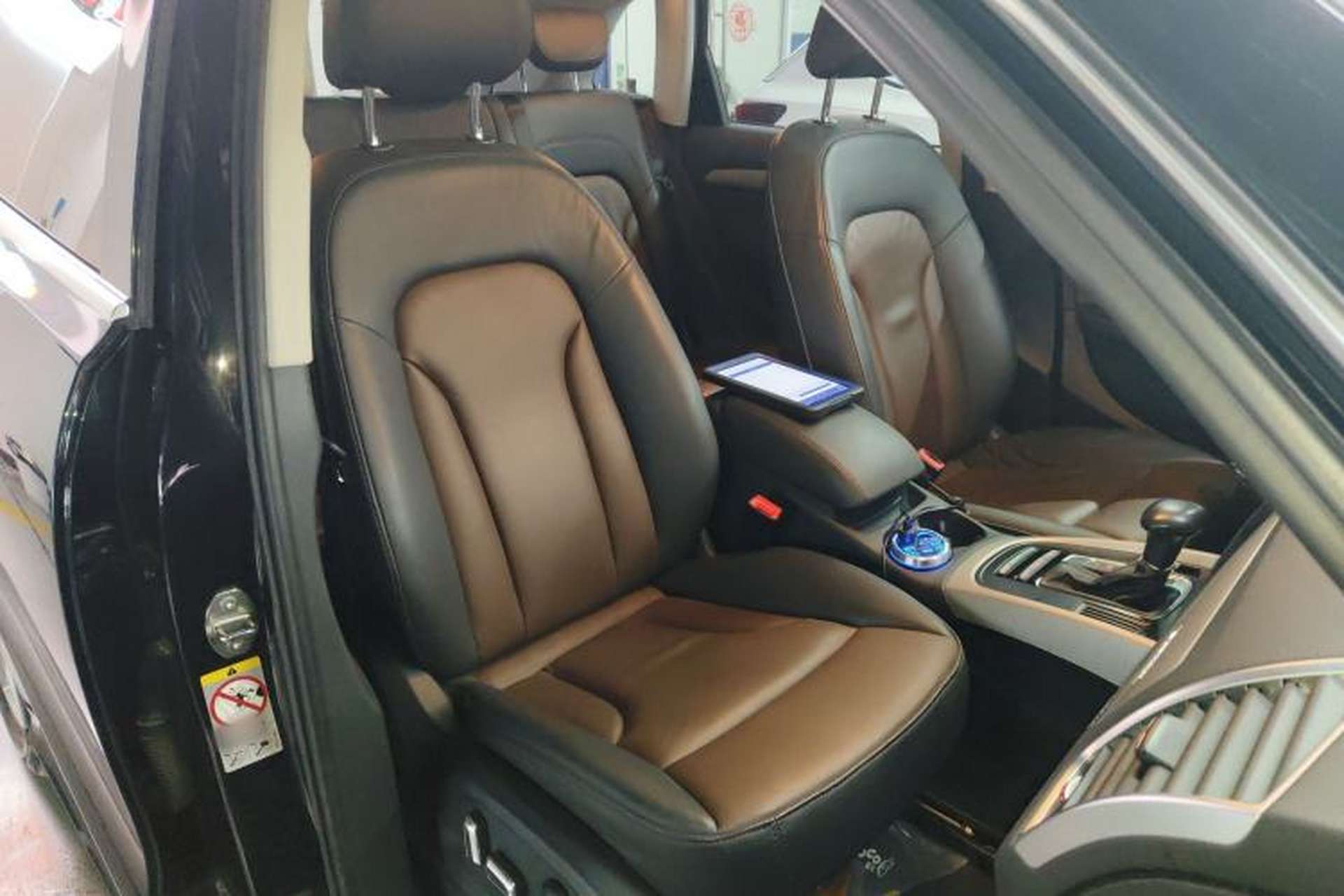 Used Audi Q5 2017 Plus 40 TFSI Ambition Model Right Front Seat