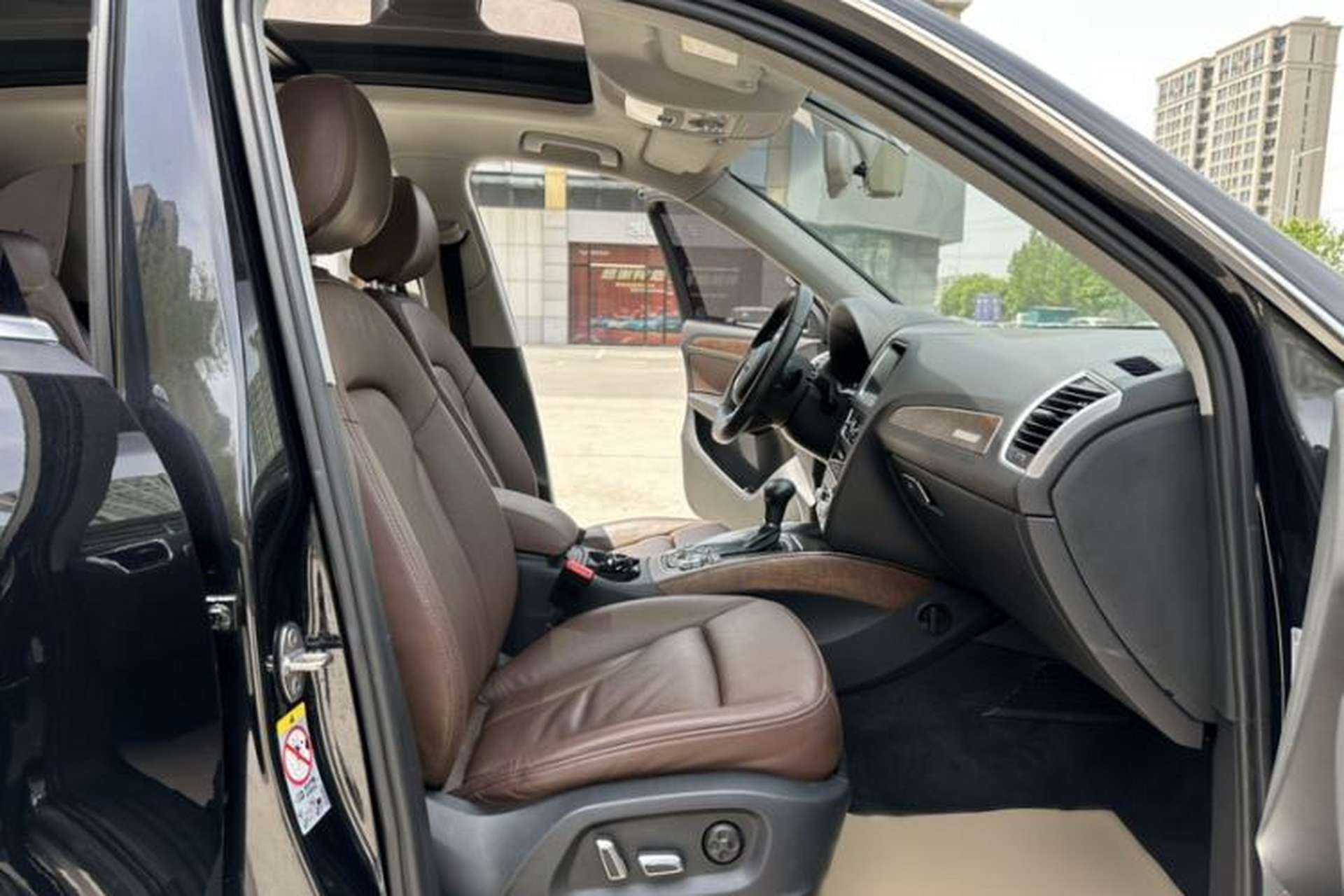 Used Audi Q5 2017 40 TFSI Comfort Model Right Front Seat