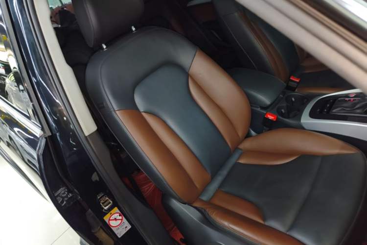 Used Audi Q5 2017 Plus 40 TFSI Technology Model Right Front Seat