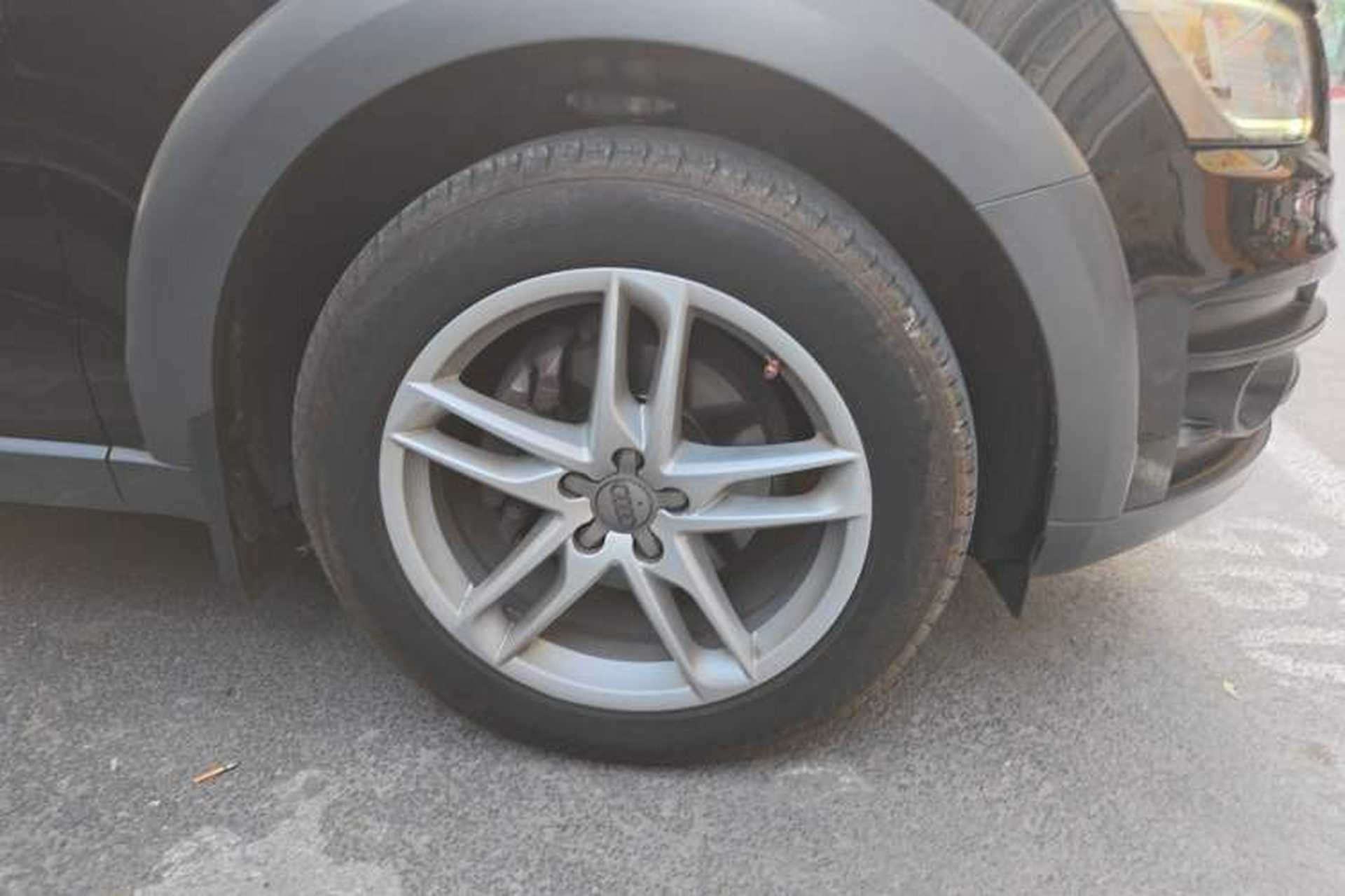 Used Audi Q5 2017 Plus 40 TFSI Technology Model Right Front Wheel Hub