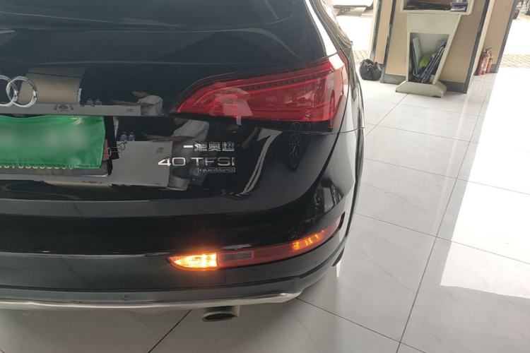Used Audi Q5 2017 Plus 40 TFSI Technology Model Right Rear Taillight