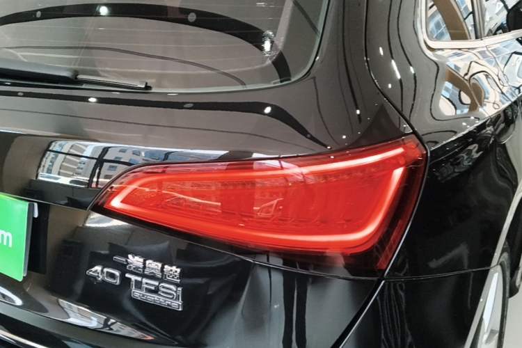 Used Audi Q5 2017 Plus 40 TFSI Ambition Model Right Rear Taillight