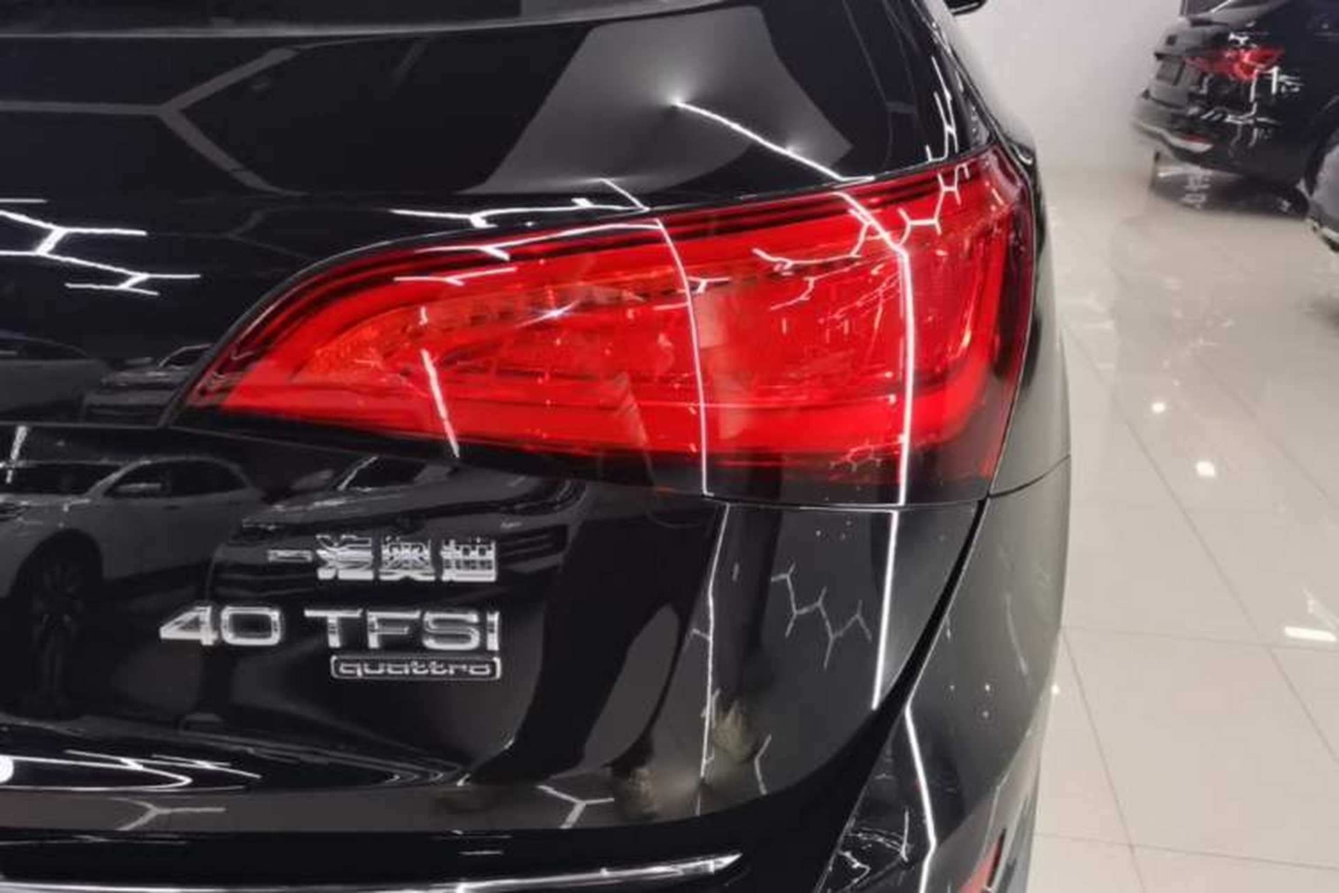 Used Audi Q5 2017 40 TFSI Ambition Edition Right Rear Taillight