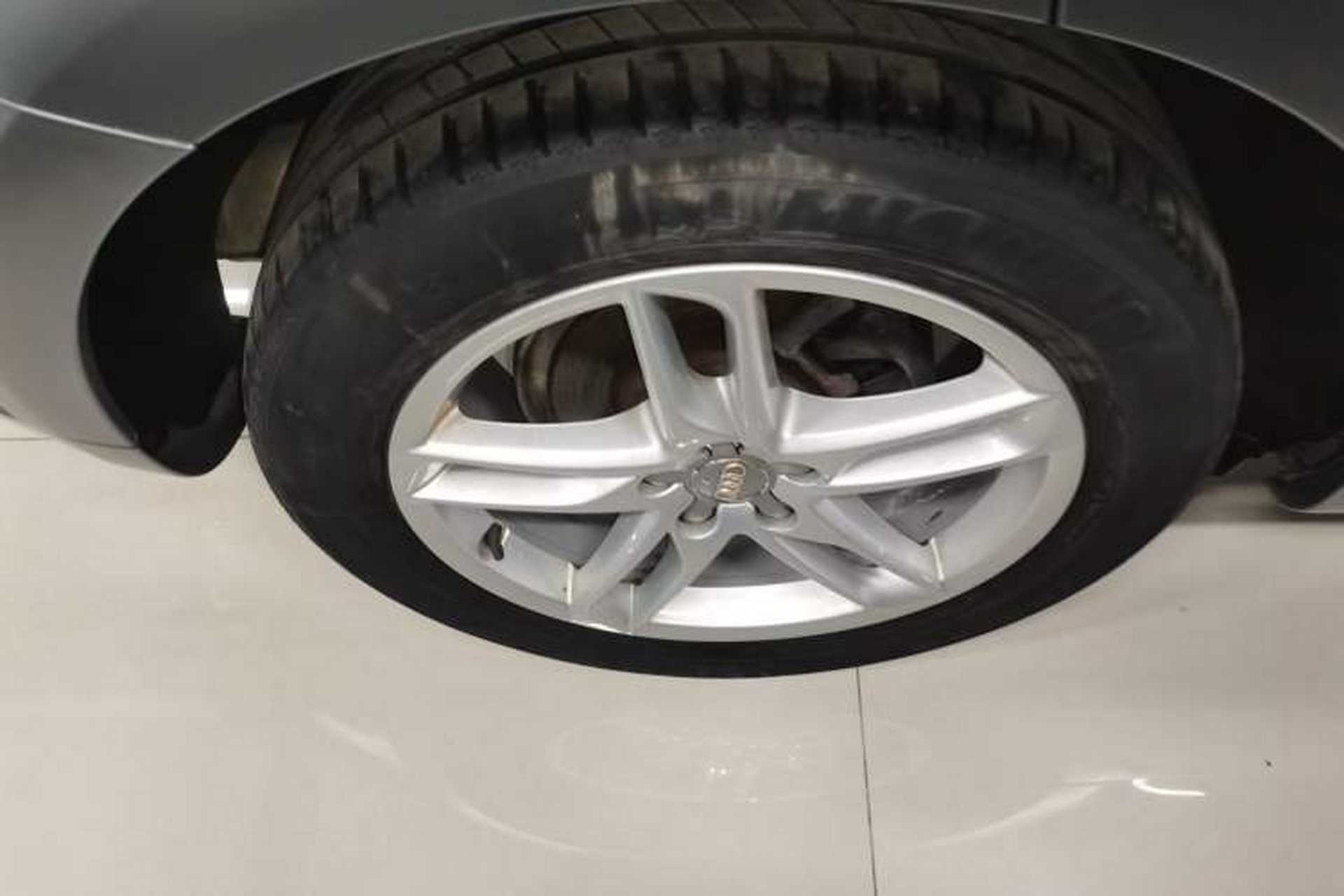 Used Audi Q5 2017 Plus 40 TFSI Technology Model Right Rear Wheel Hub